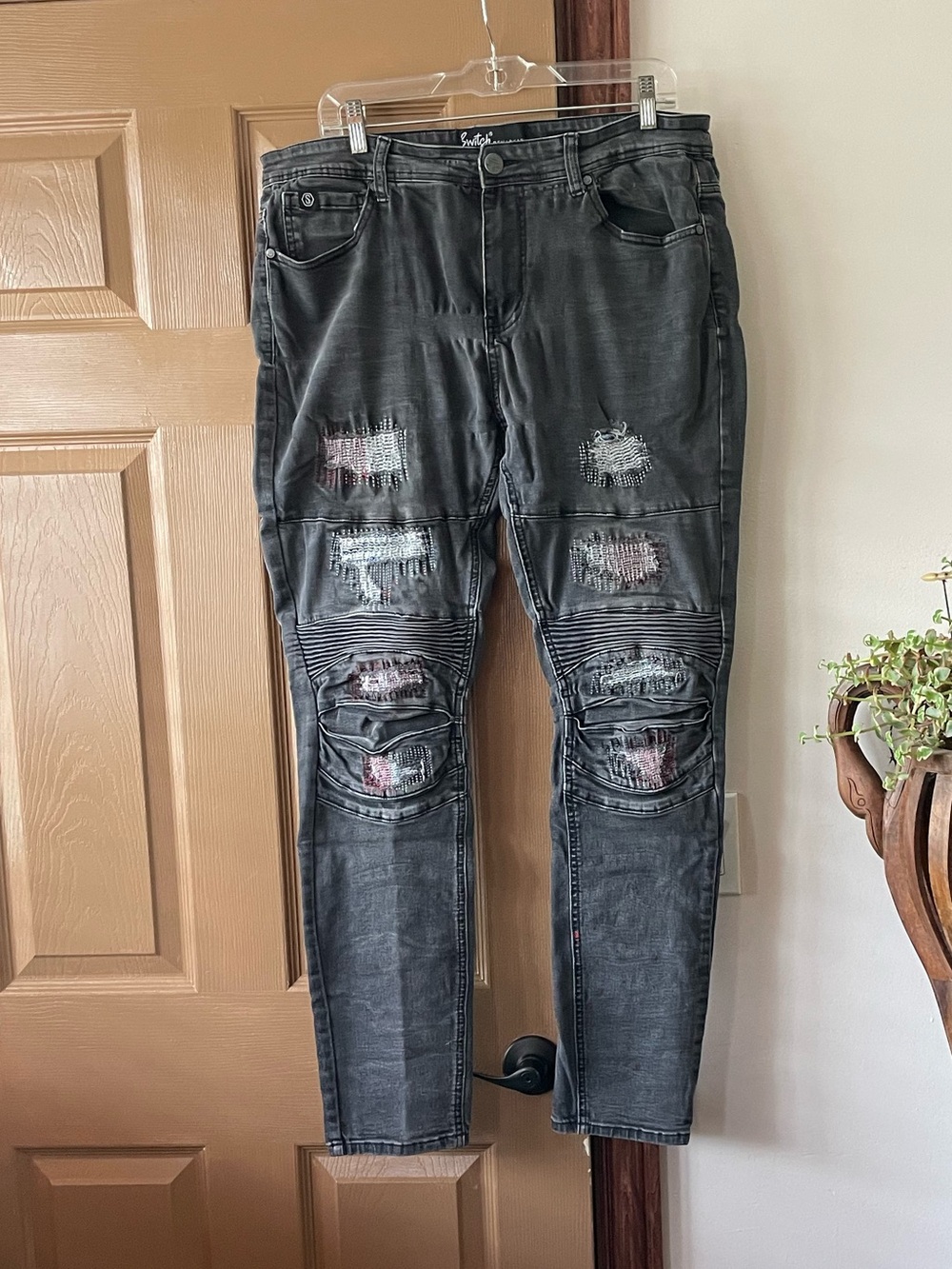 Mens Switch Remarkable Distressed Jeans